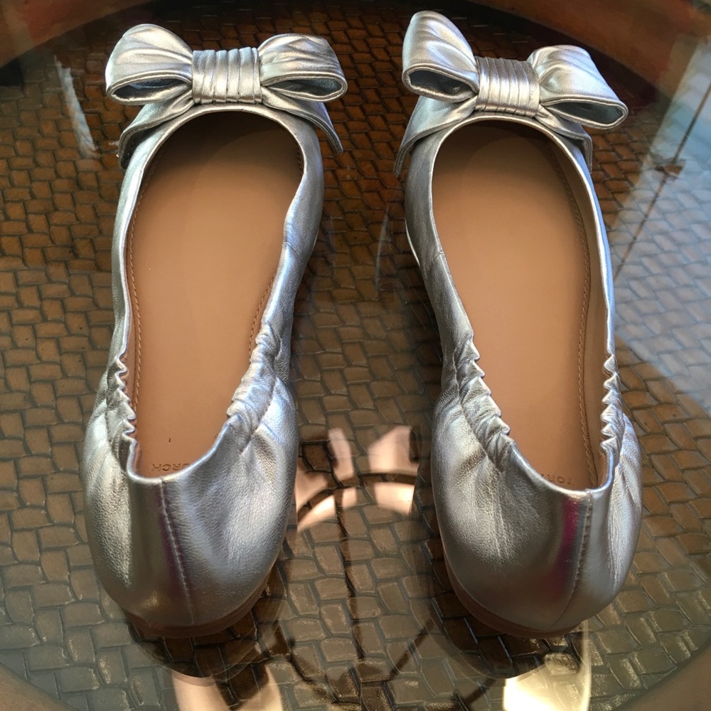 ❤️Tory Burch Divine Bow Ballet Flats❤️ - Picture 3 of 8